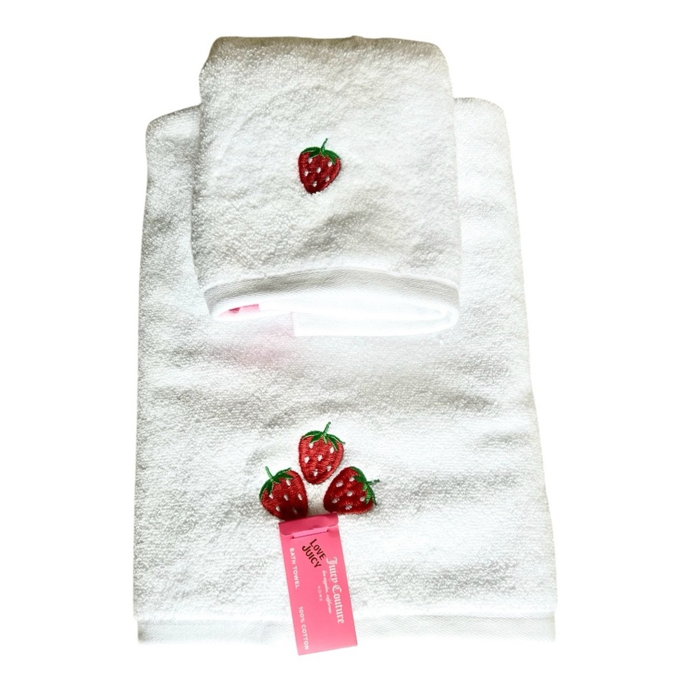 Juicy Couture Strawberries Towel Set NEW!